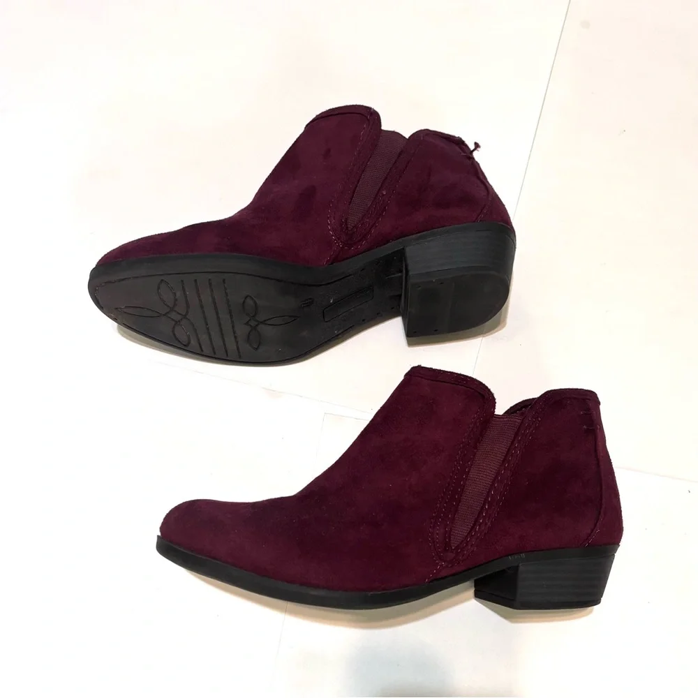 Maurices Women's Burgundy Ankle Boots